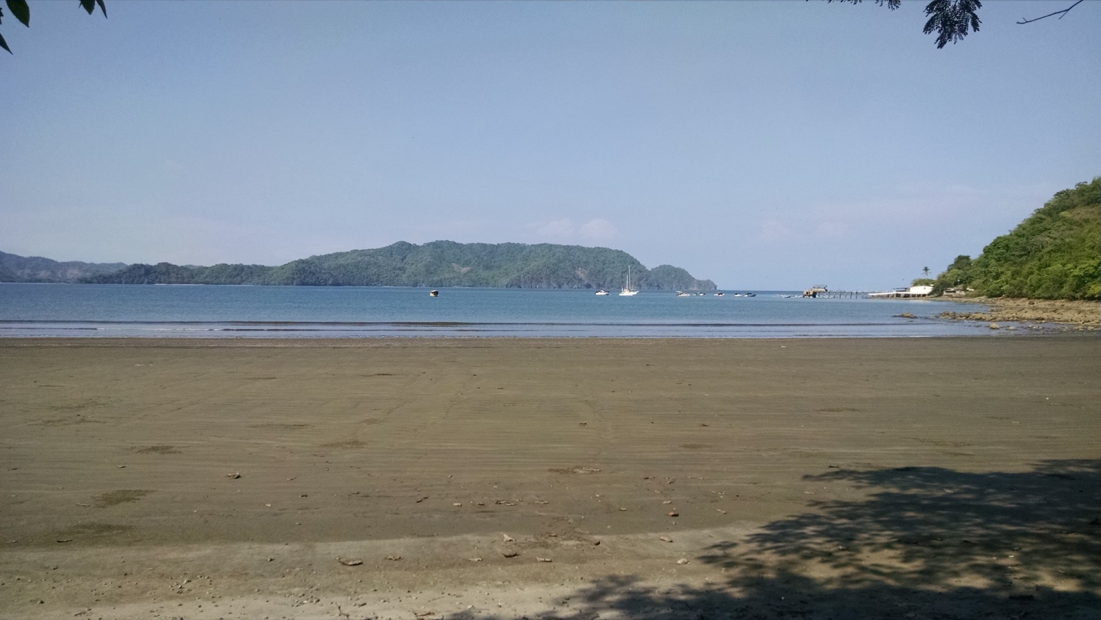 Bahía Ballena, the sheltered bay on the gulf side of the Nicoya Peninsula near Tambor and Pochote
