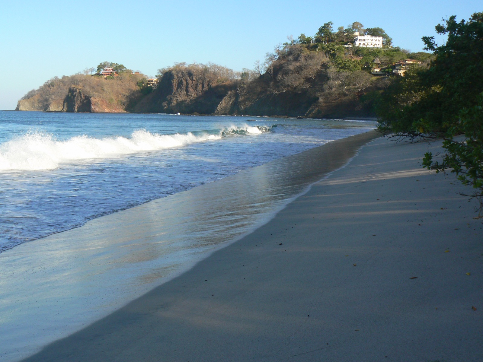 The rocky point at the end of Playa Flamingo