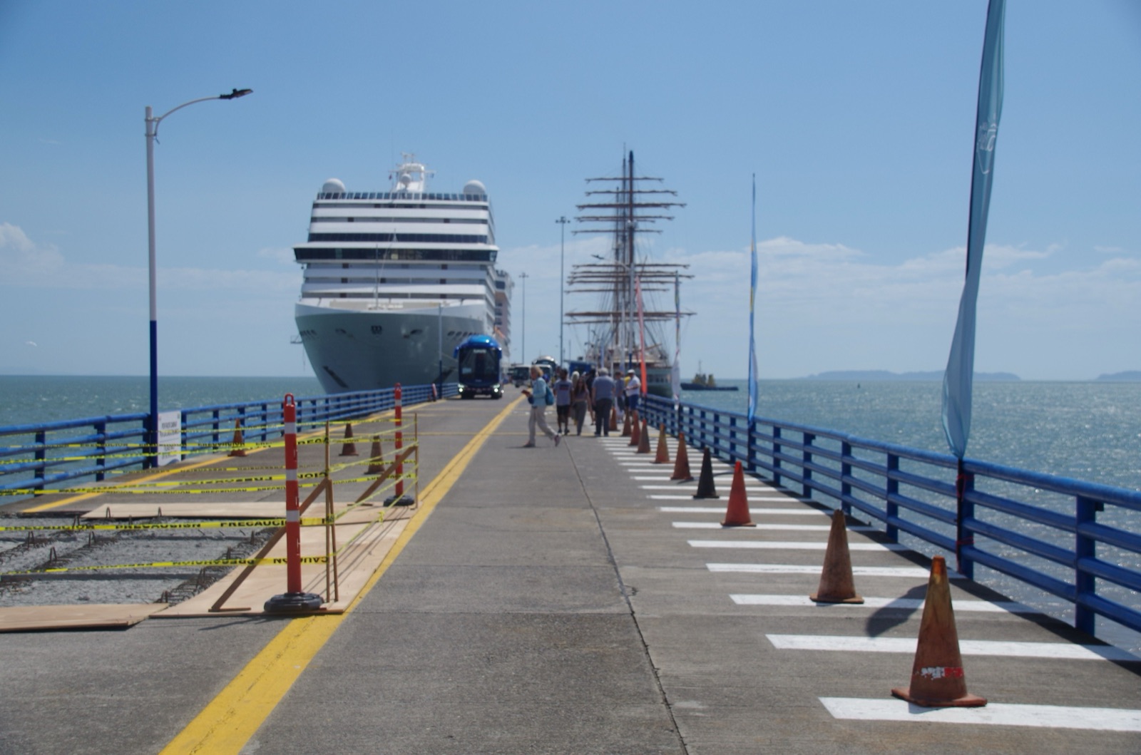 A cruise ship and a tall ship at the Puntarenas cruise pier