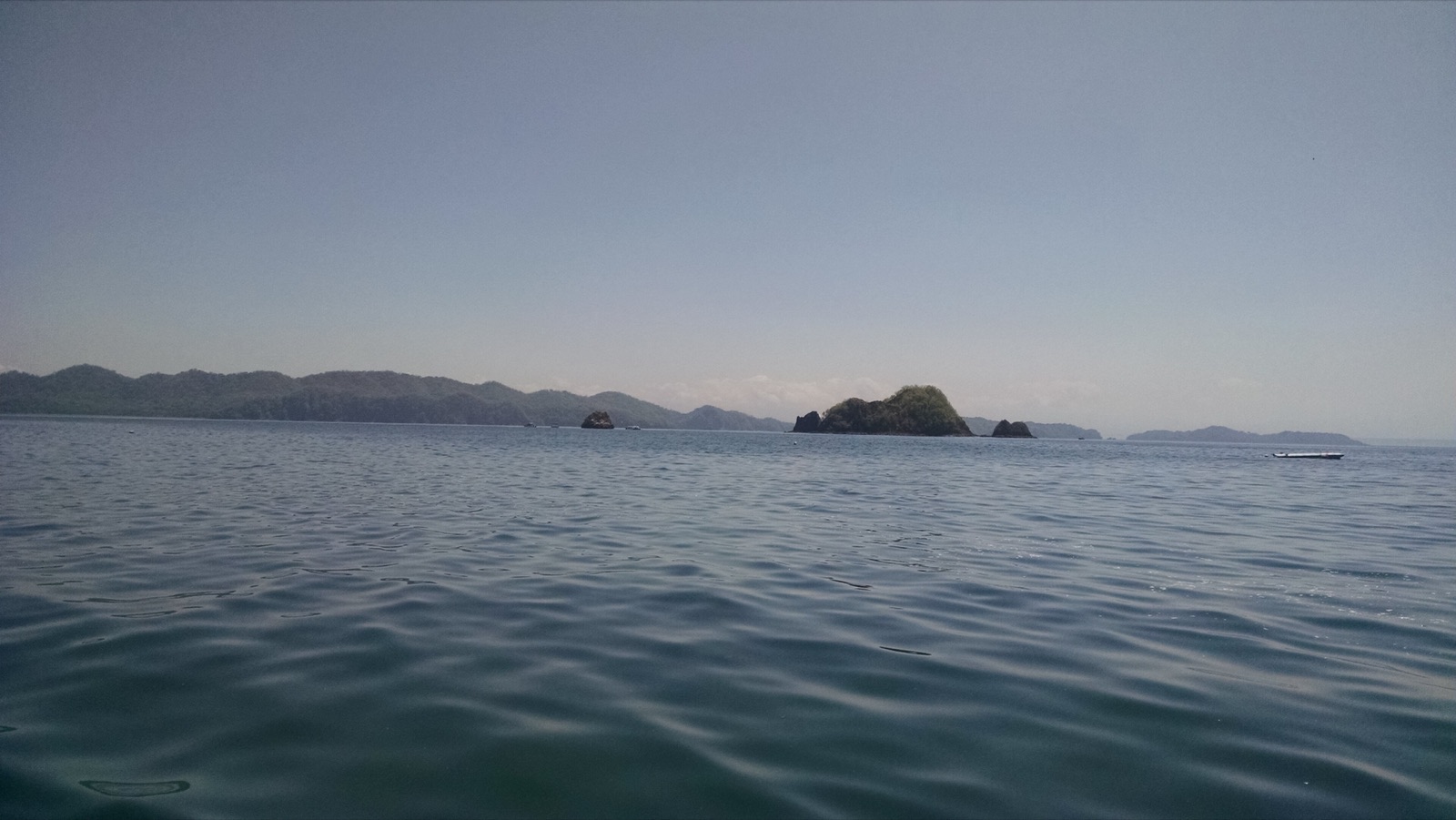 Rocky islets at the Isla Tortuga dive and snorkel site